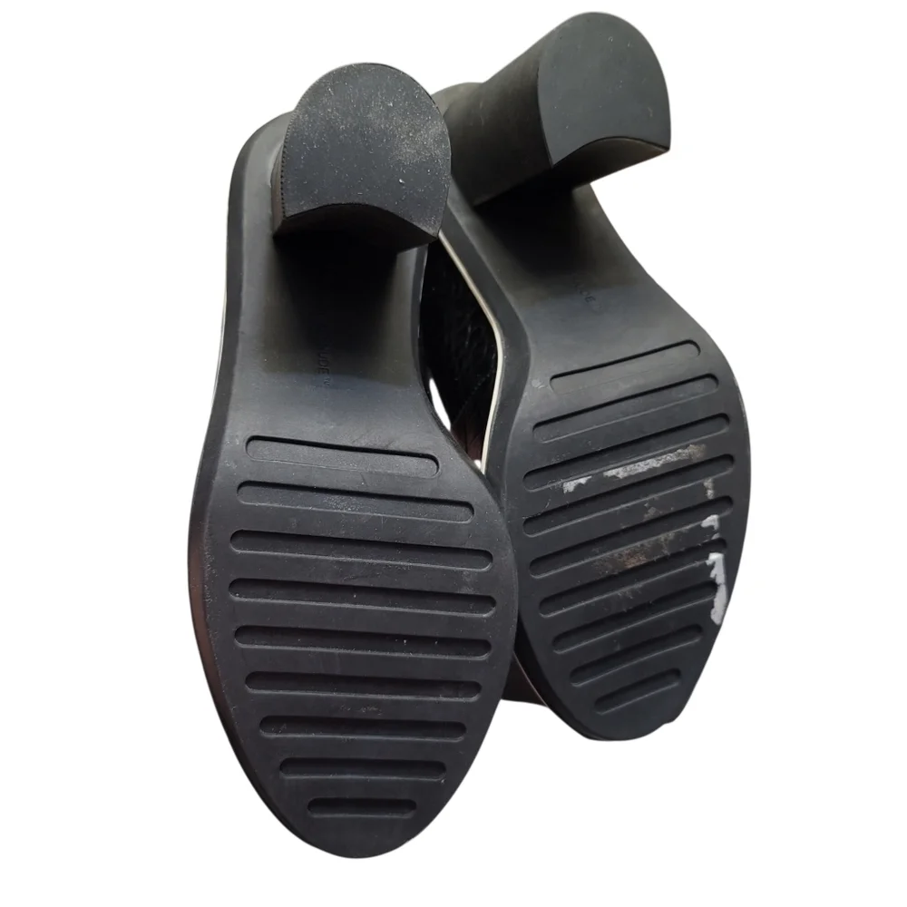 United Nude elevate your
